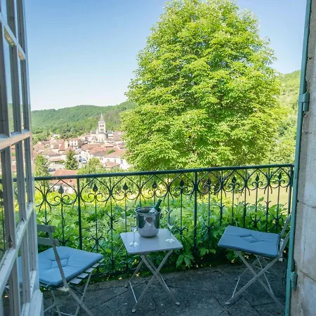Beautiful Chateau In With Pool And Panoramic Views 펜션 Duravel